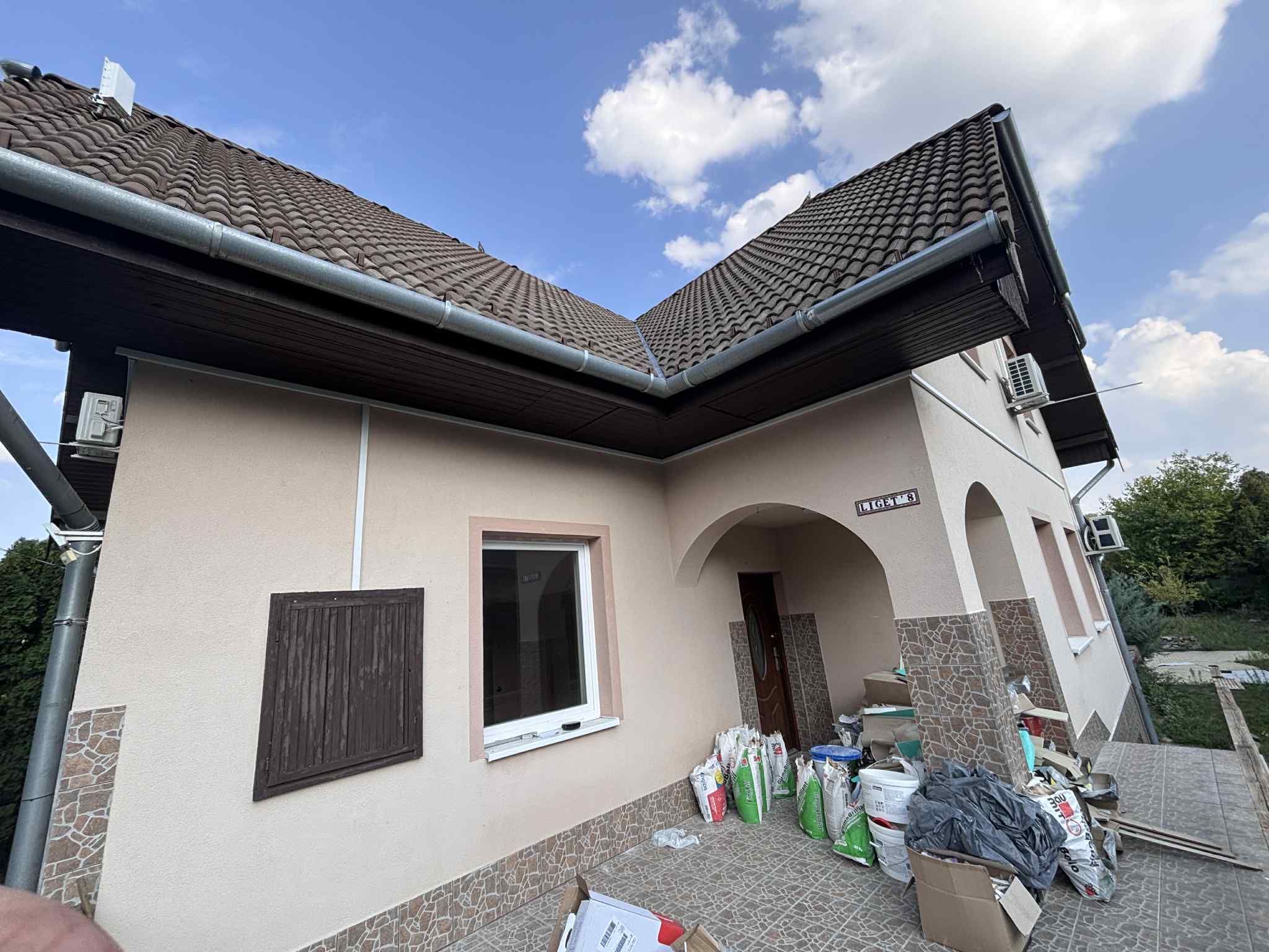 Klíma táplálás és lakáselosztó csere